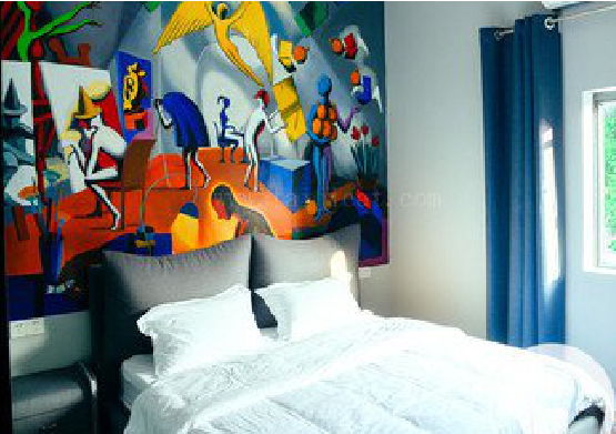 元谋对于酒店的墙体彩绘而言更注重哪些方面?